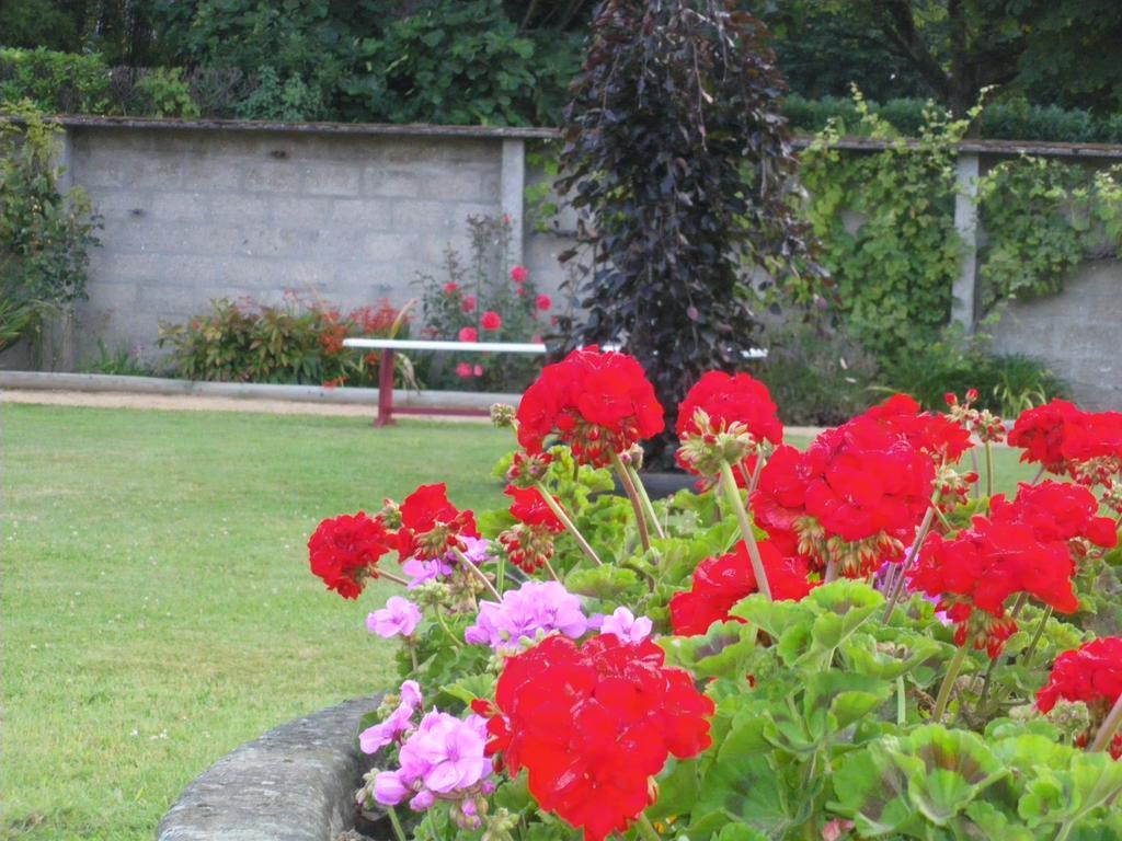 Bed and Breakfast A L'Abri Des Vents Saint-Jean-le-Thomas Zimmer foto
